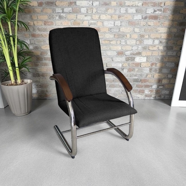 Fotel finka na metalowym stelażu czarny